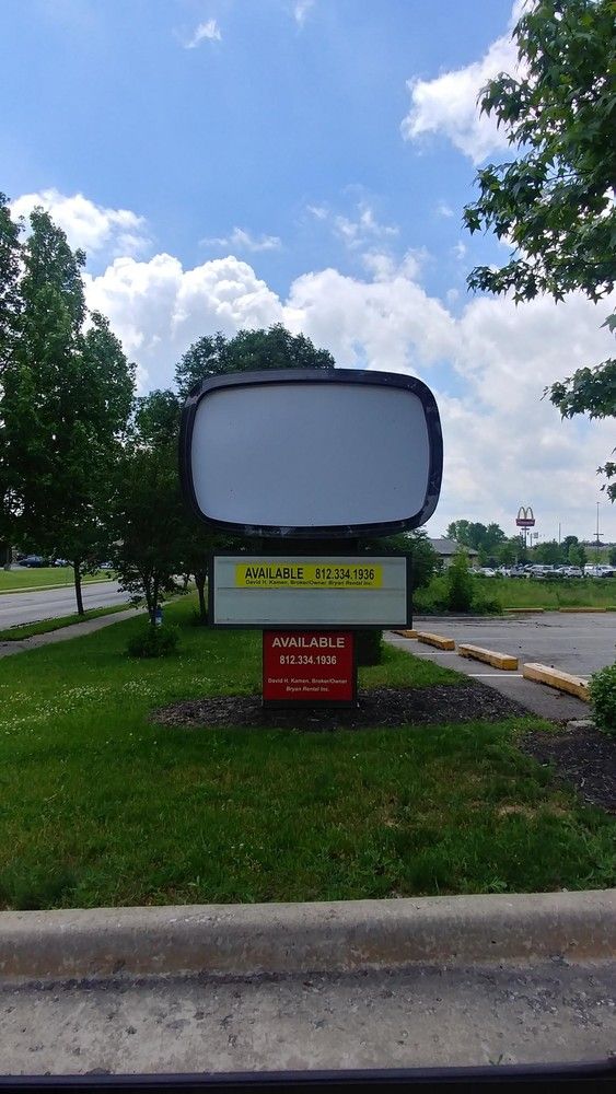 Bloomington Indiana Restaurant Space: 116 S Franklin Rd, Bloomington, IN 47404